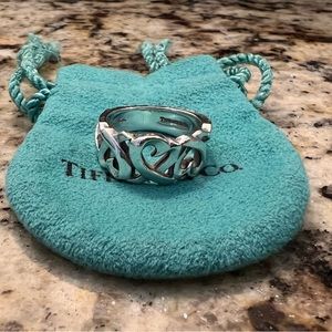 Tiffany & Co loving heart band ring size 5